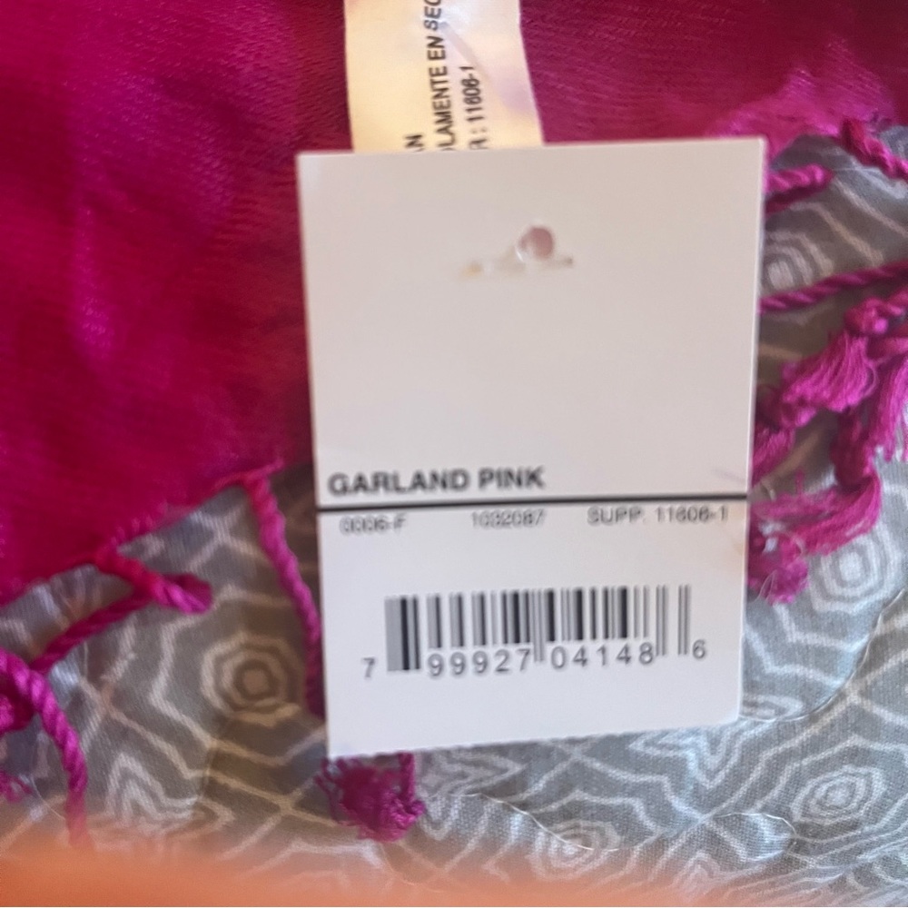 *FREE with bundle! Set of two: Hot Pink & Floral Pink Scarves - Picture 7 of 9